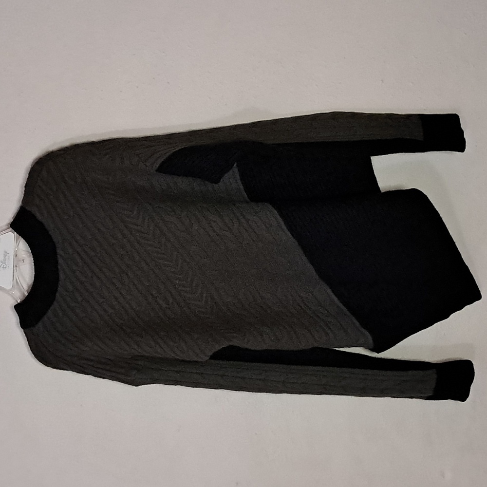 Express Junior's Size Small Diagonal Split Hemlin… - image 2